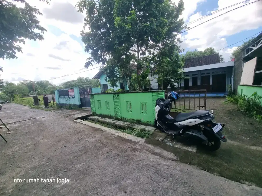 Jual tanah bonus rumah wirokerten