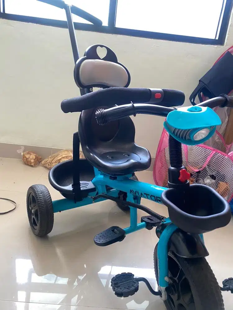 Sepeda anak roda 3