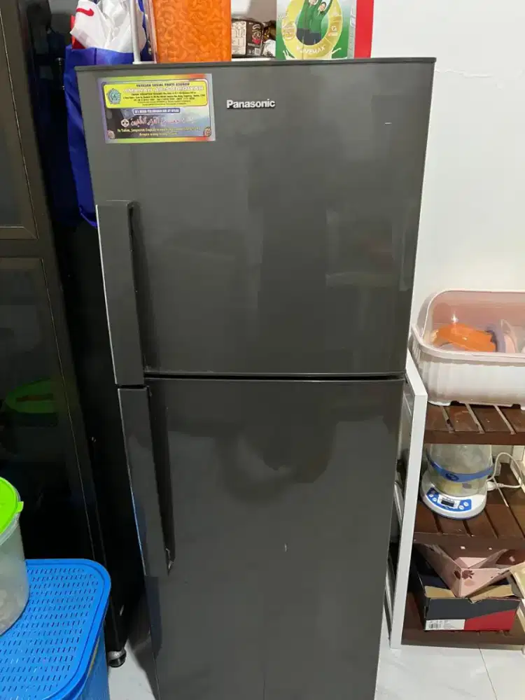 jua kulkas 2 pintu panasonic