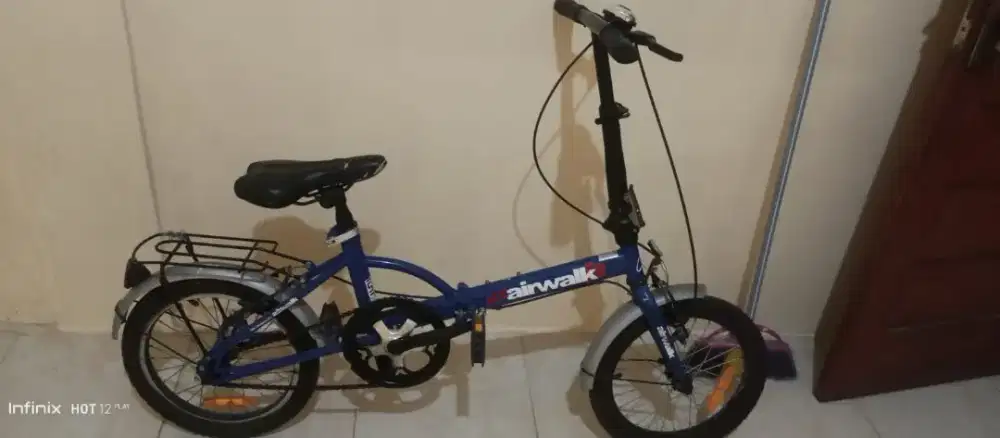 Sepeda lipat ace airwalk 20inc