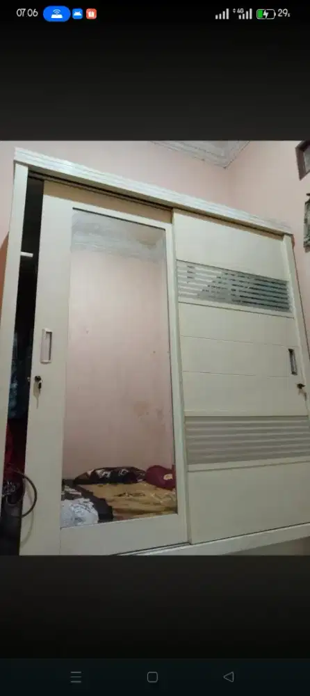 Lemari baju 2 pintu
