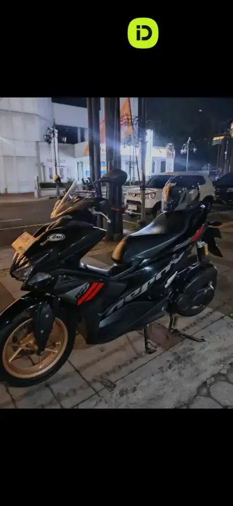 AEROX 155  2017 HITAM