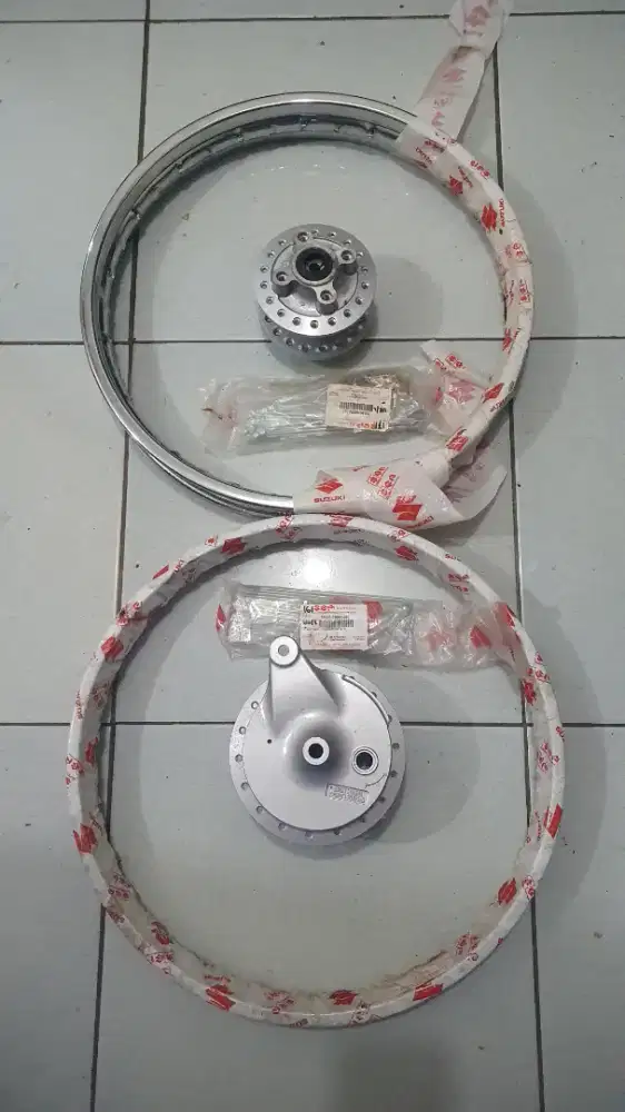 Vleg set suzuki shogun 125 original