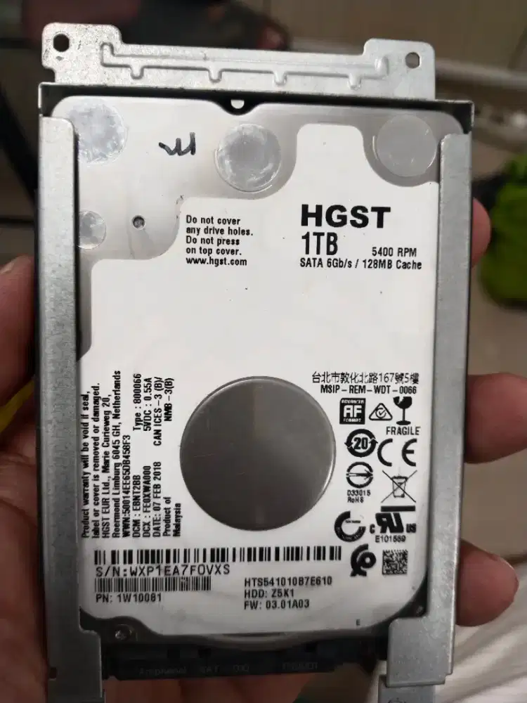 Dijual hardisk 1000GB/1TB ORI Cabutan dari laptop Semtinel 100% 100%