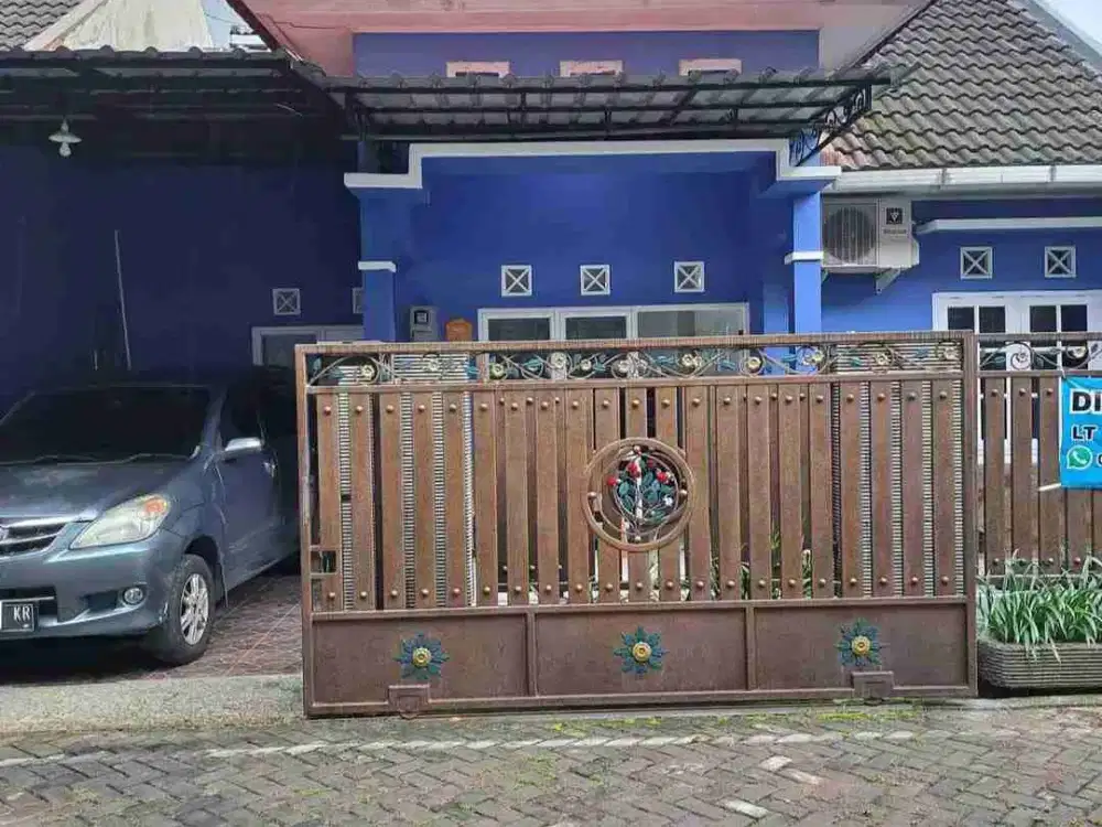 rumah bagus 1.5lt sumurboto Banyumanik siap huni