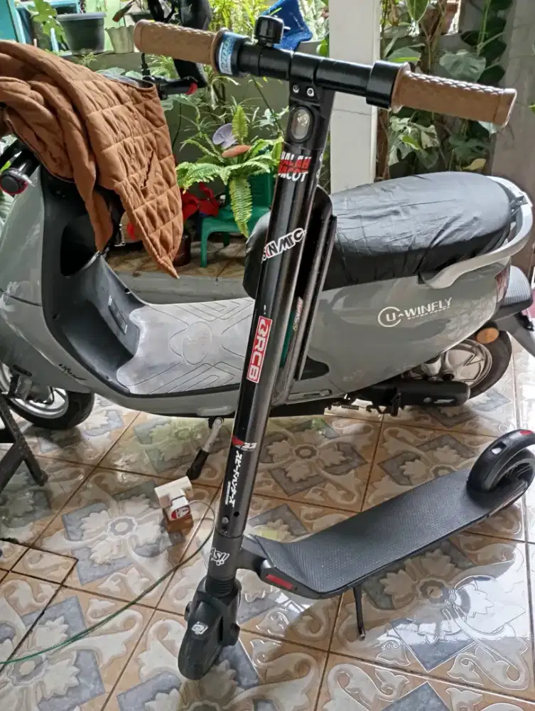 skuter seagway nineboot udah bluetooth batre awet