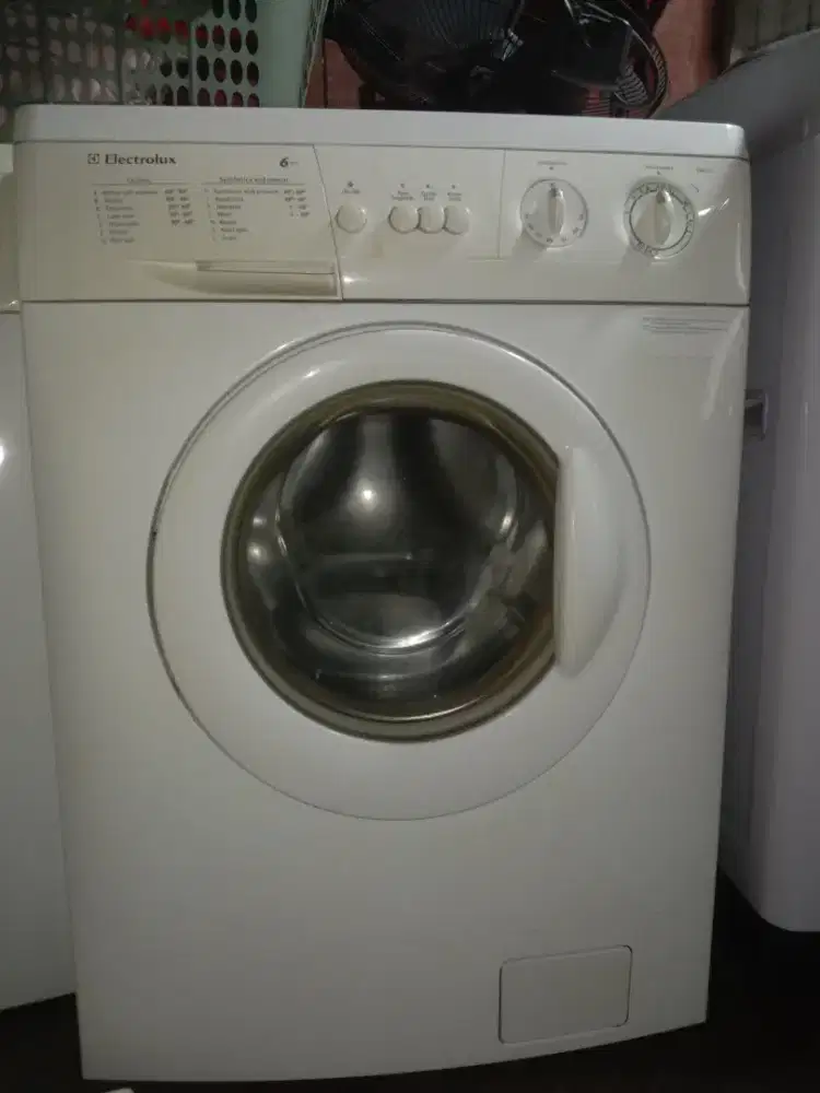 Dijual mesin cuci Electrolux siap pakai