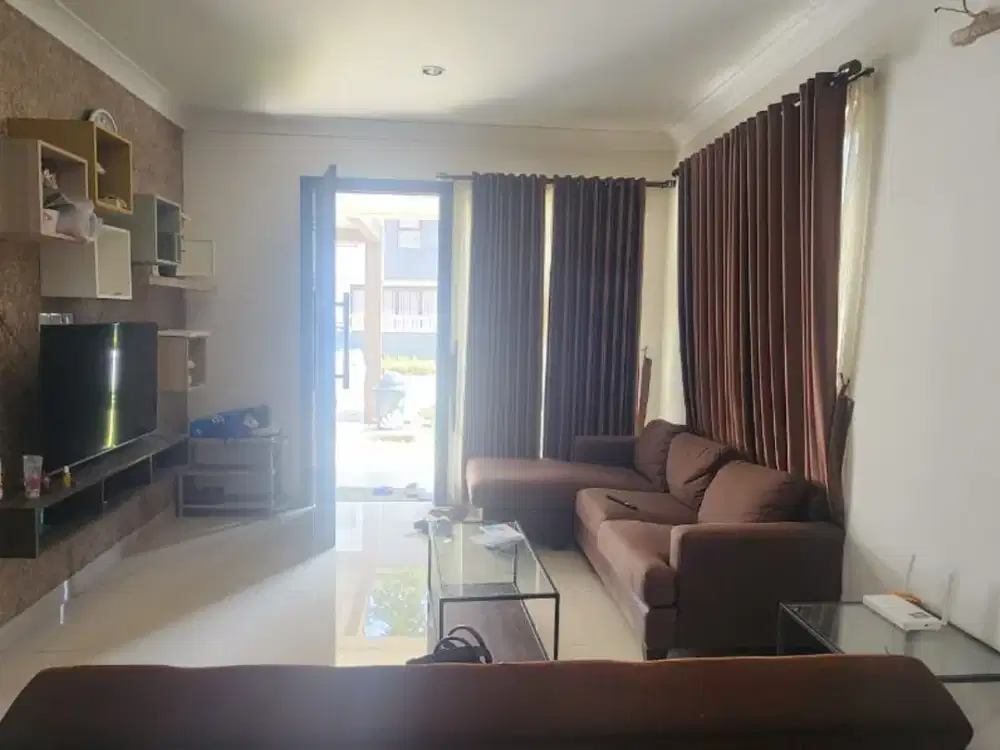 Dijual Rumah Posisi Hoek Semi Furnished Nyaman Siap Huni Lokasi di Komplek Podomoro Park Cluster Amagriya Bandung