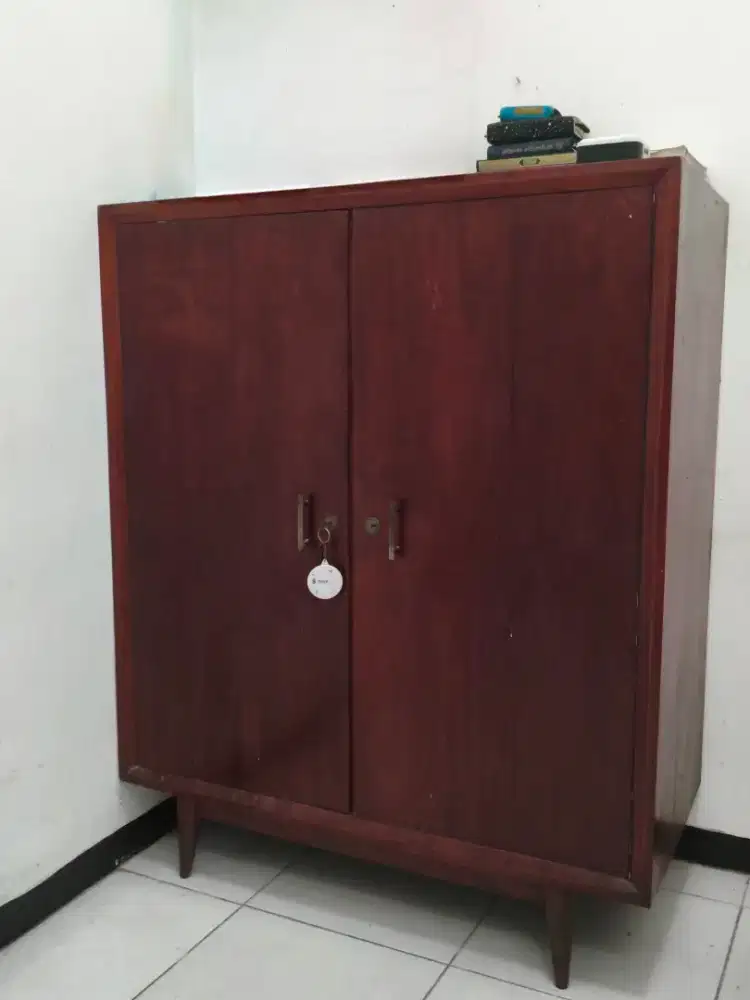 Lemari 2 Pintu - Kayu Jati Tua Berat - Uk. 50 x 100 x 125