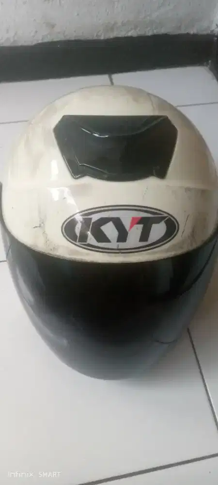 Helm Allface KYT
