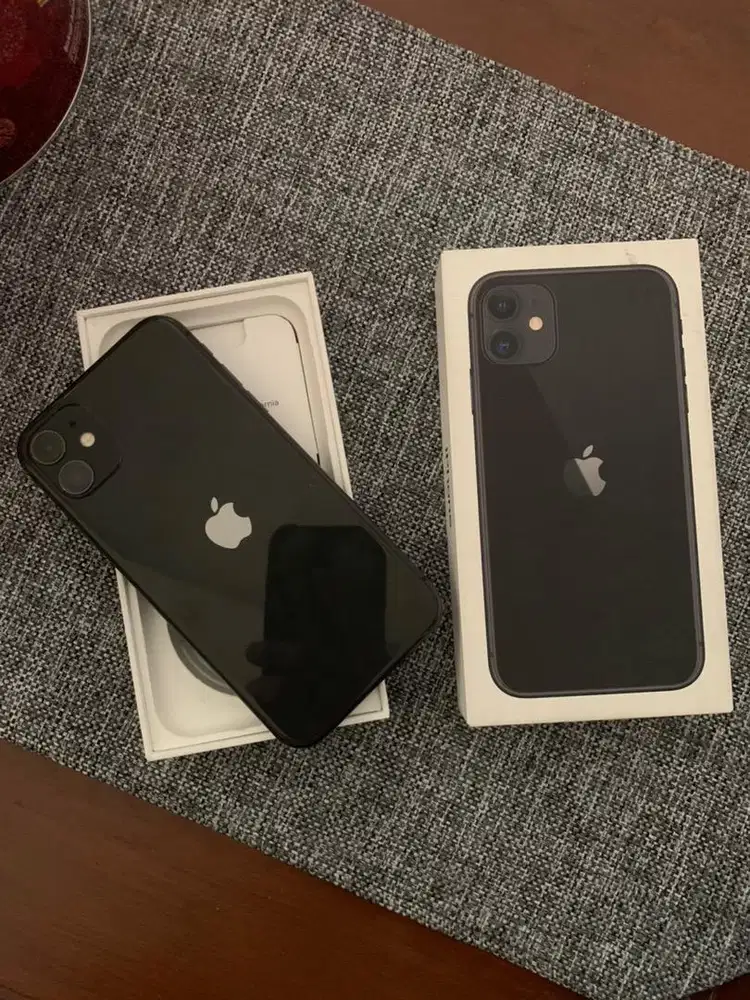 iPhone 11 64GB iBox