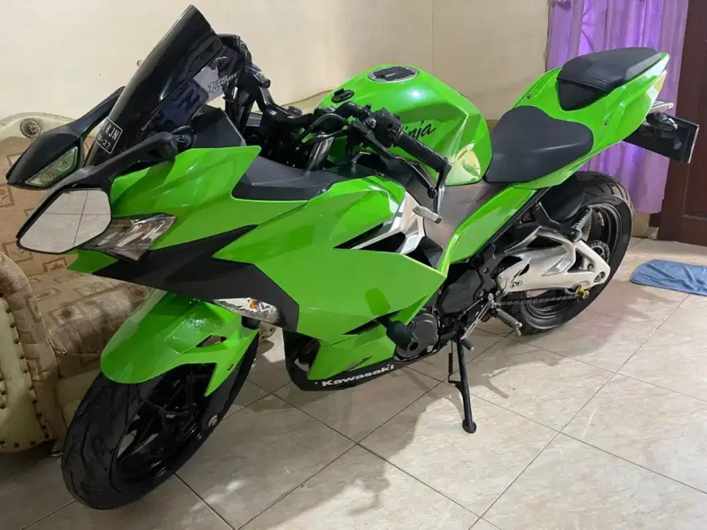Dijual K.Ninja 250Cc km rendah