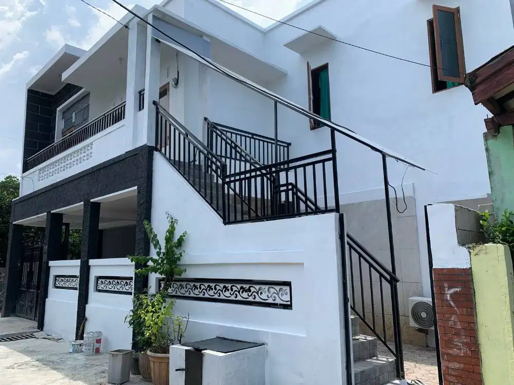 Disewakan Rumah Bagian Atas