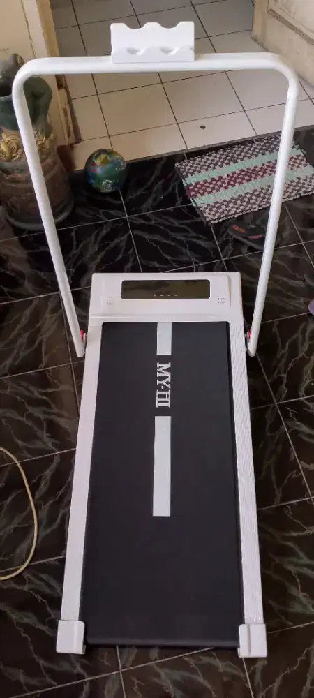 Dijual Treadmill Elektrik Merek Takey