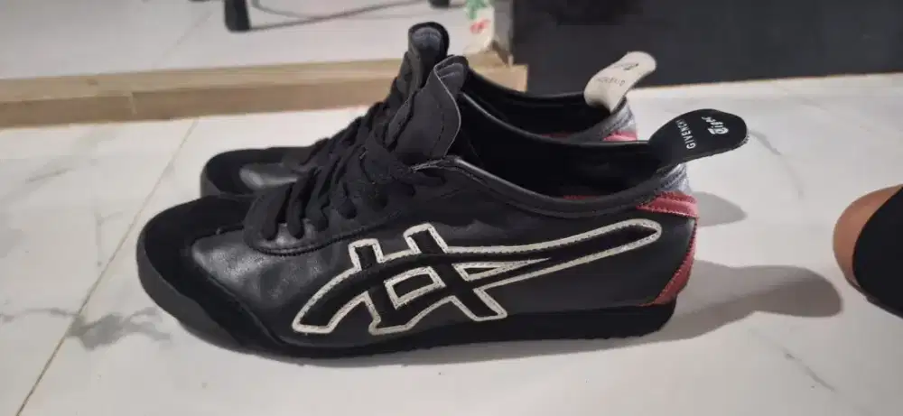 Sepatu Onitsuka Tiger