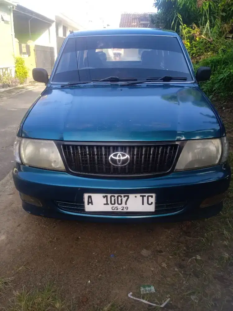 Kijang kapsul LX,1.8 MT th 2004