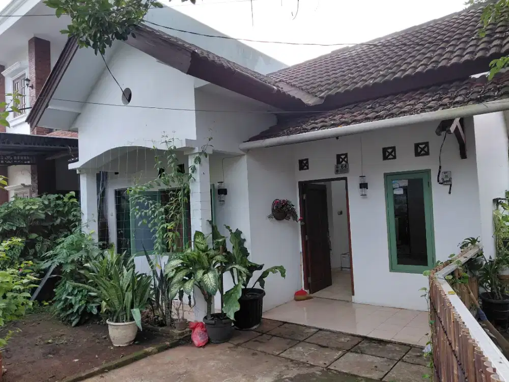 Disewakan rumah di Ratujaya, Depok
