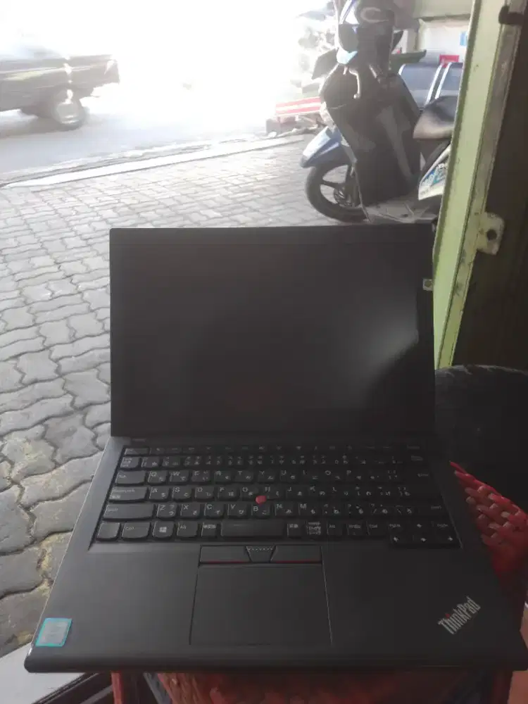 JUAL LAPTOP MURAH SPEFIKASI TINGGI LAGI BUTUH UANG BNGET LANGSUNG WA