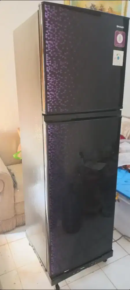 Di jual kulkas 2 pintu
