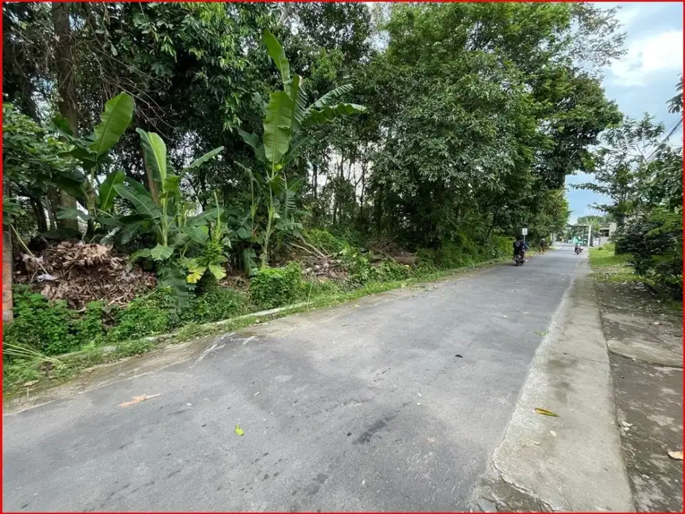 Dekat JL. Jogja-Solo Tanah Jogja Jl. Raya LPMP