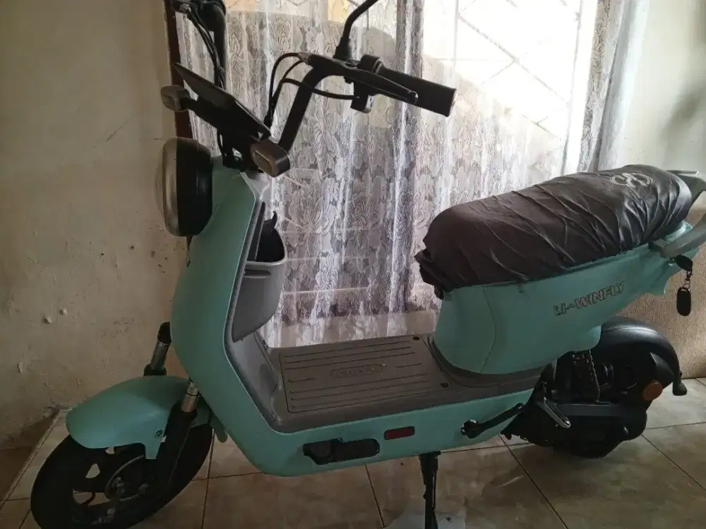 Sepeda listrik Uwinfly DF8 second