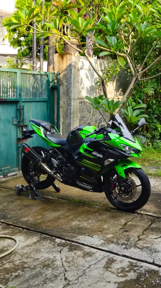Kawasaki New Ninja 250 2019 KRT ABS Keyless