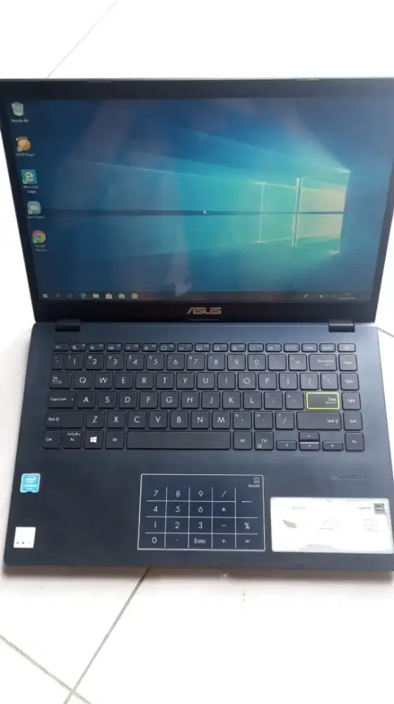 Dijual Laptop Asus Intel celeron N4020 seri E410MA ( nego dikit )