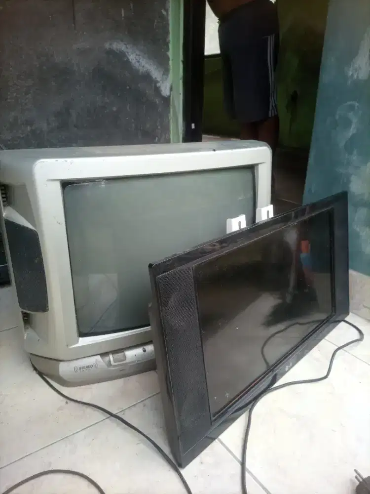Tv Akari dan LG