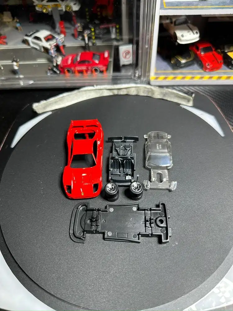 Hot Wheels F40 Competizione Red Unspun / Factory Unrivet