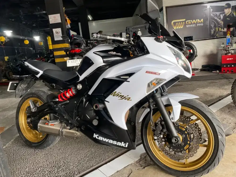 Kawasaki ER6F Tahun 2015
