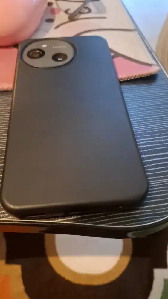 Sharp Aquos Sense 9 Hitam