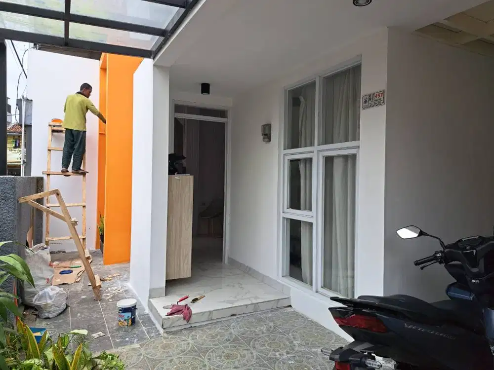DI JUAL RUMAH KEREN HARGA 800JTAN DALAM KOMPLEK DI PADASUKA CIMAHI