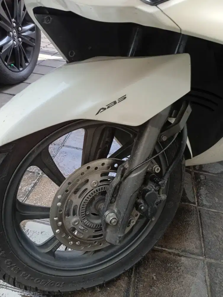 PCX 2020 tipe abs putih