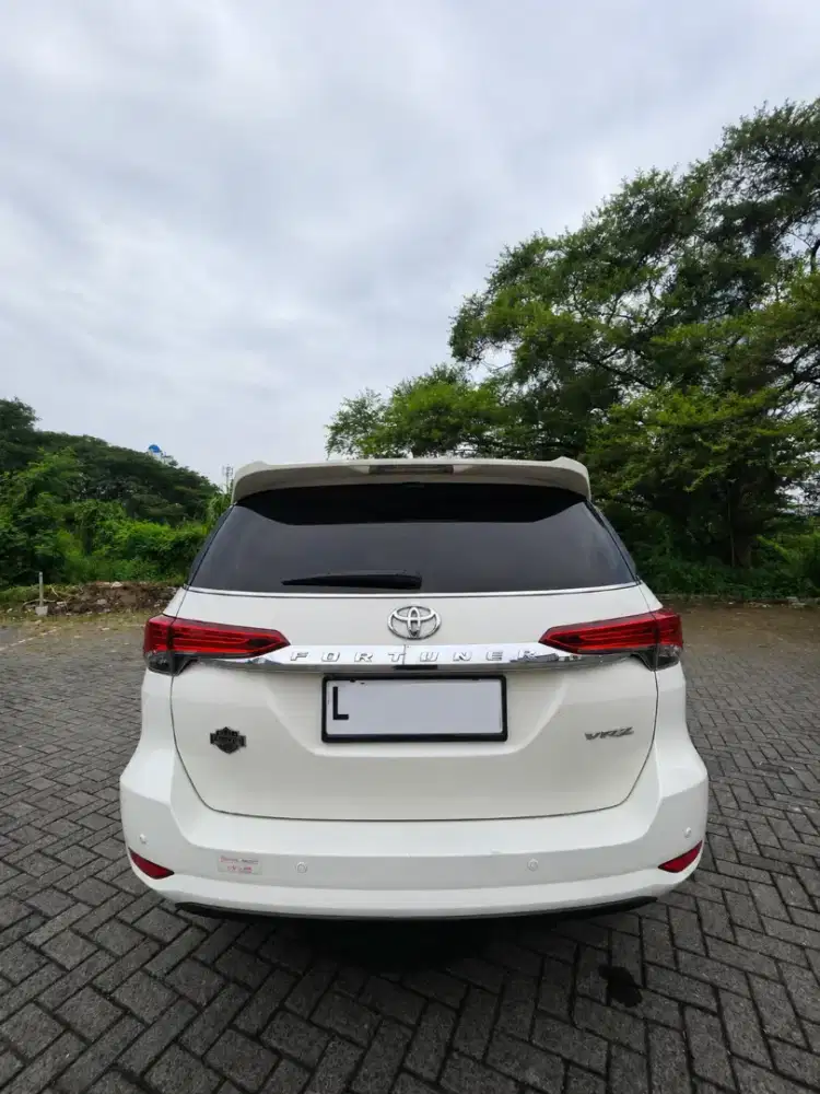 FORTUNER VRZ 2.4 2017 AT DIESEL  | KM LOW | ISTIMEWA | SIAP PAKAI