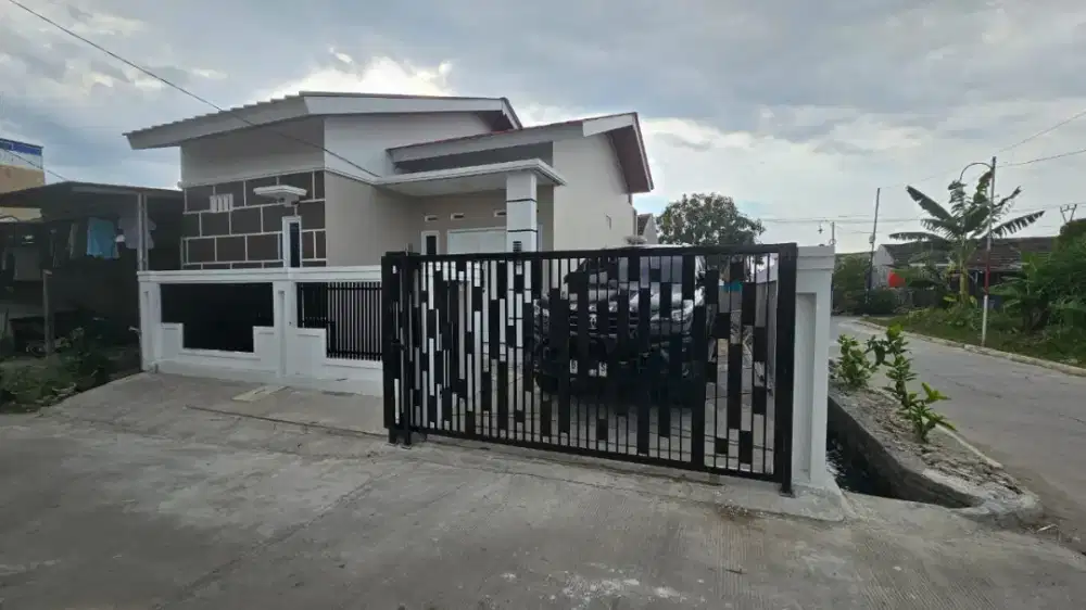 DISEWAKAN Rumah Baru Modern Harga Rp13 jt/Thn Nego (BULANAN PER 3 BLN)