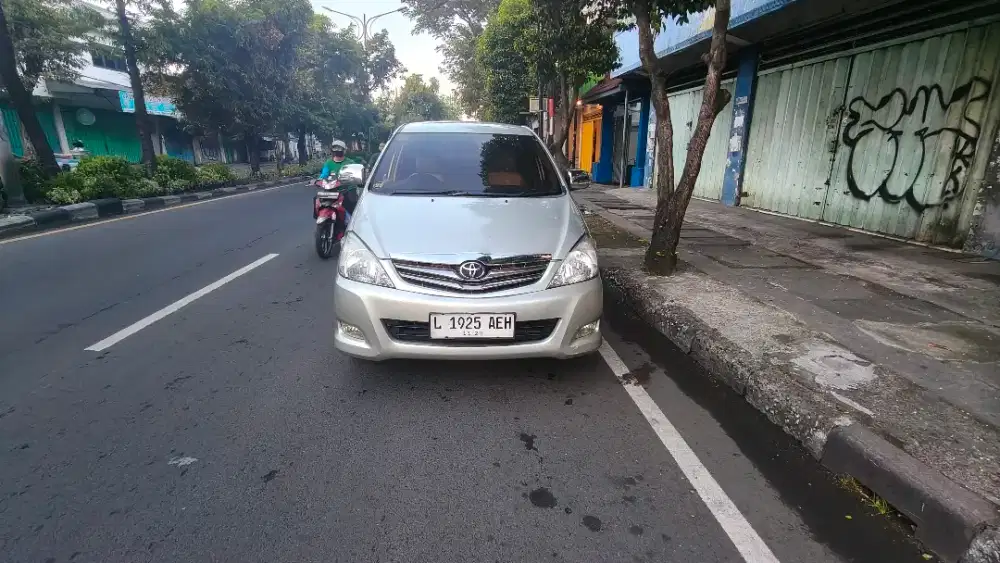 Kijang Innova G diesel 2009