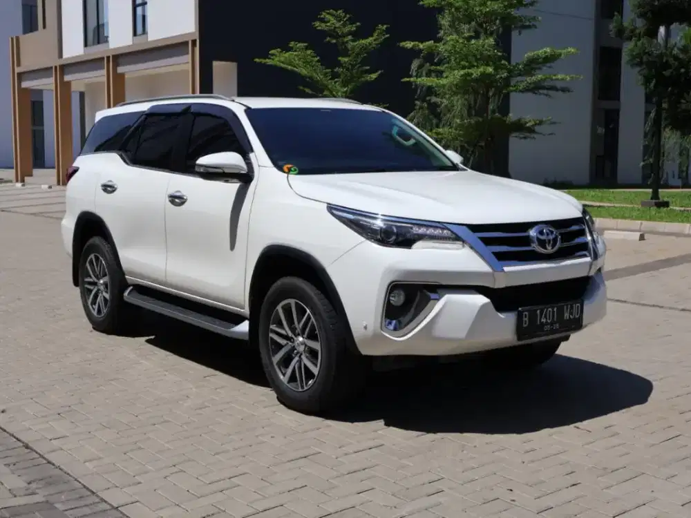 Toyota fortuner vrz 2016 km low