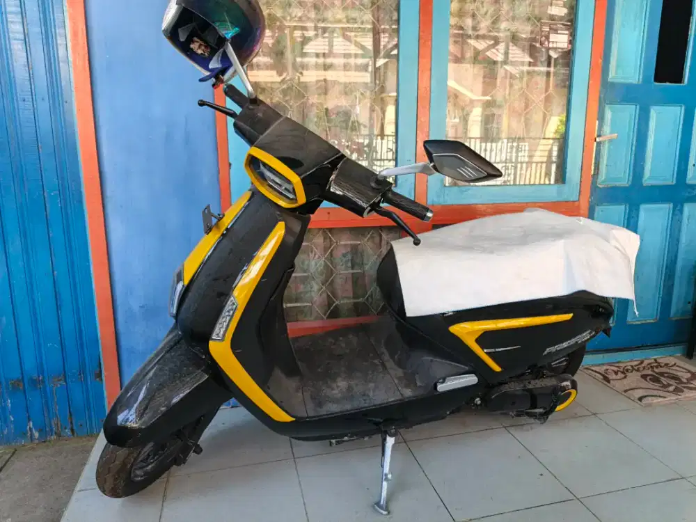 Jual Motor Listrik PACIFIC VIRGO 1.2 LB, Lampu Bulat 1200 Tahun 2023
