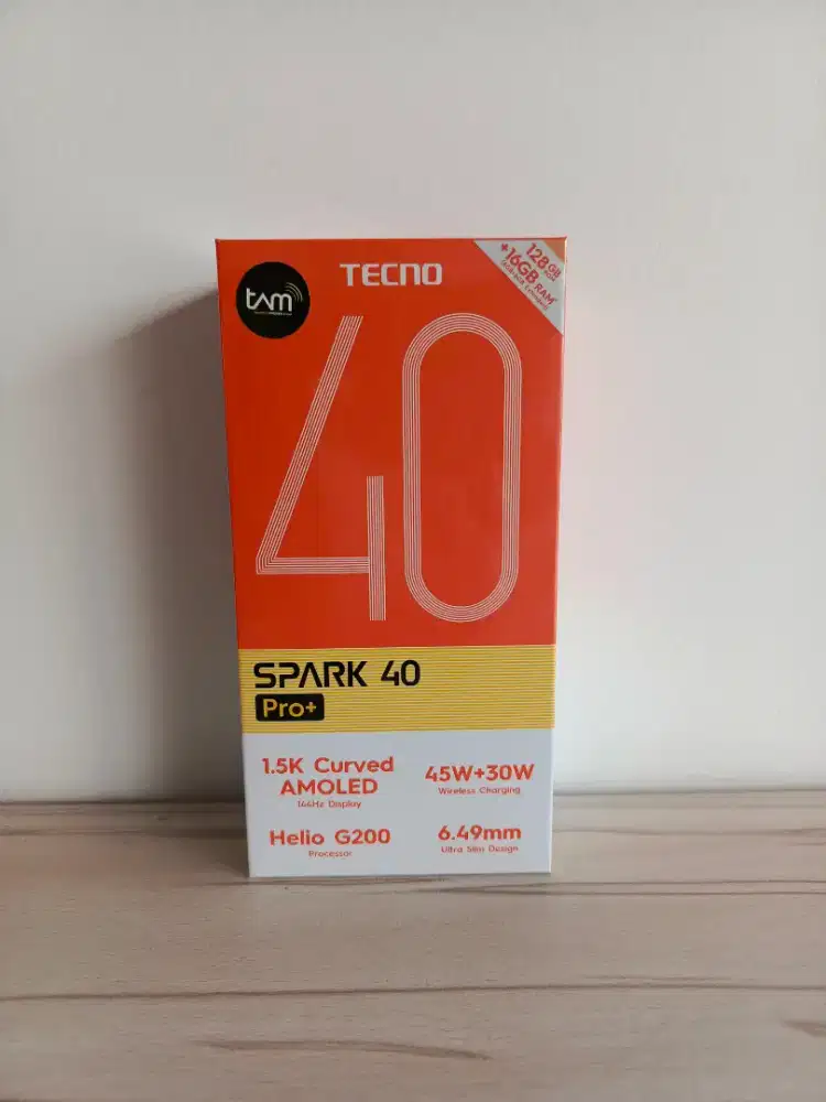Tecno Spark 40 Pro Plus 8+8/128 Cocok untuk Hadiah Ulang Tahun