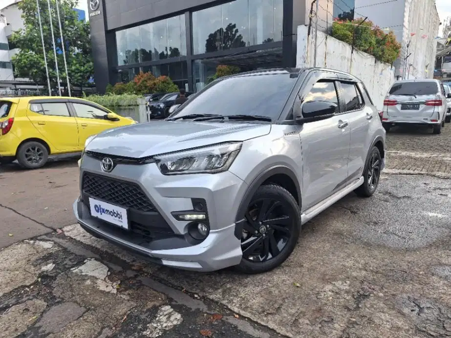 DP Murah Toyota Raize Like New 1.0 GR Sport Two Tone Bensin-AT 2022