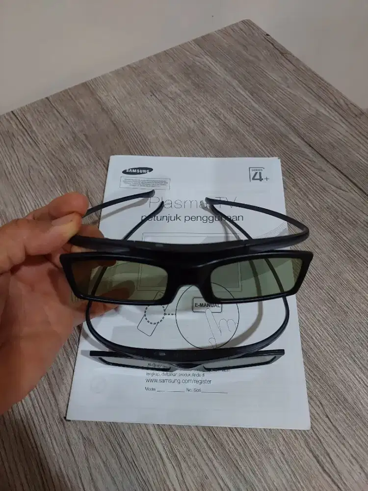 SAMSUNG Kaca Mata 3 Dimensi Nonton TV