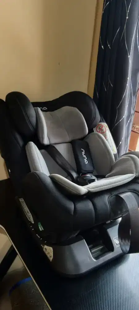 CarSeat Merk Nuna Caviar