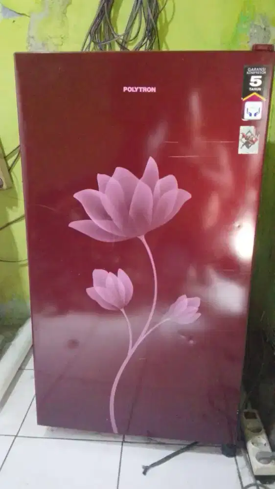 Kulkas 1 pintu POLYTRON GRATIS ANTAR