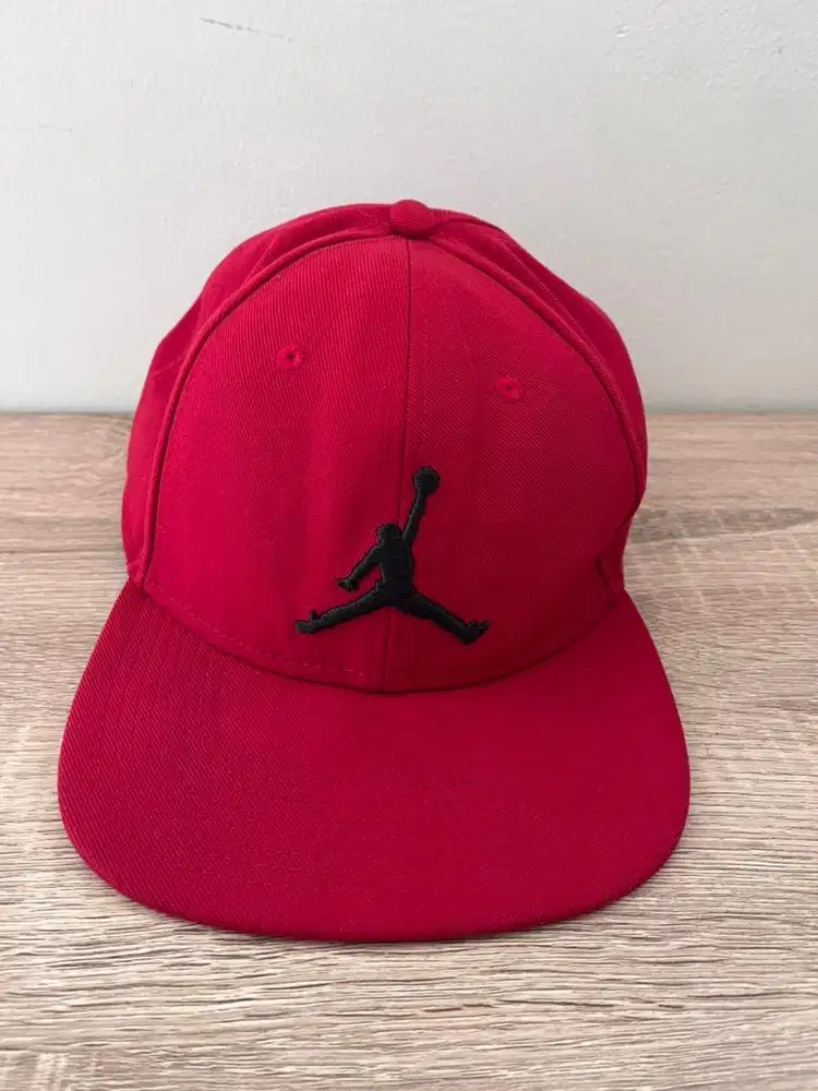 Air Jordan cap red