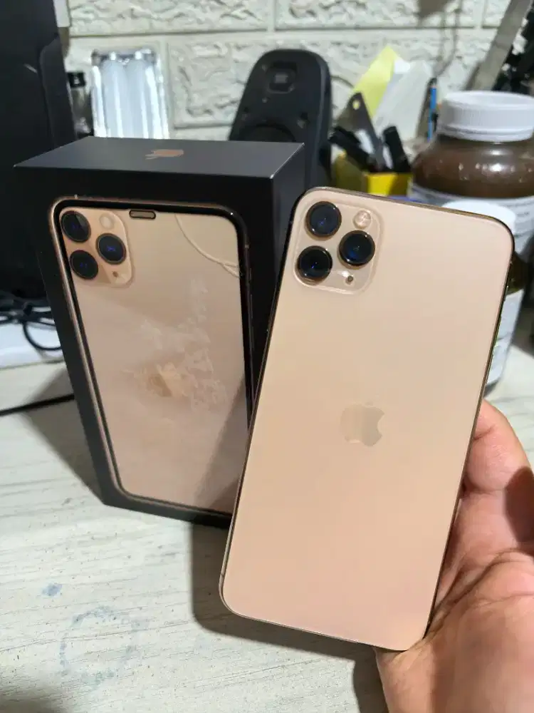 Iphone 11 Pro Max 256 Mulus Batre Helty 79% IBOX