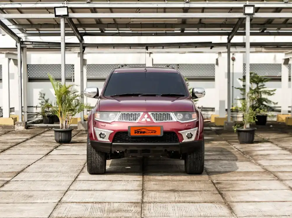 MITSUBISHI PAJERO SPORT DAKAR THN 2011