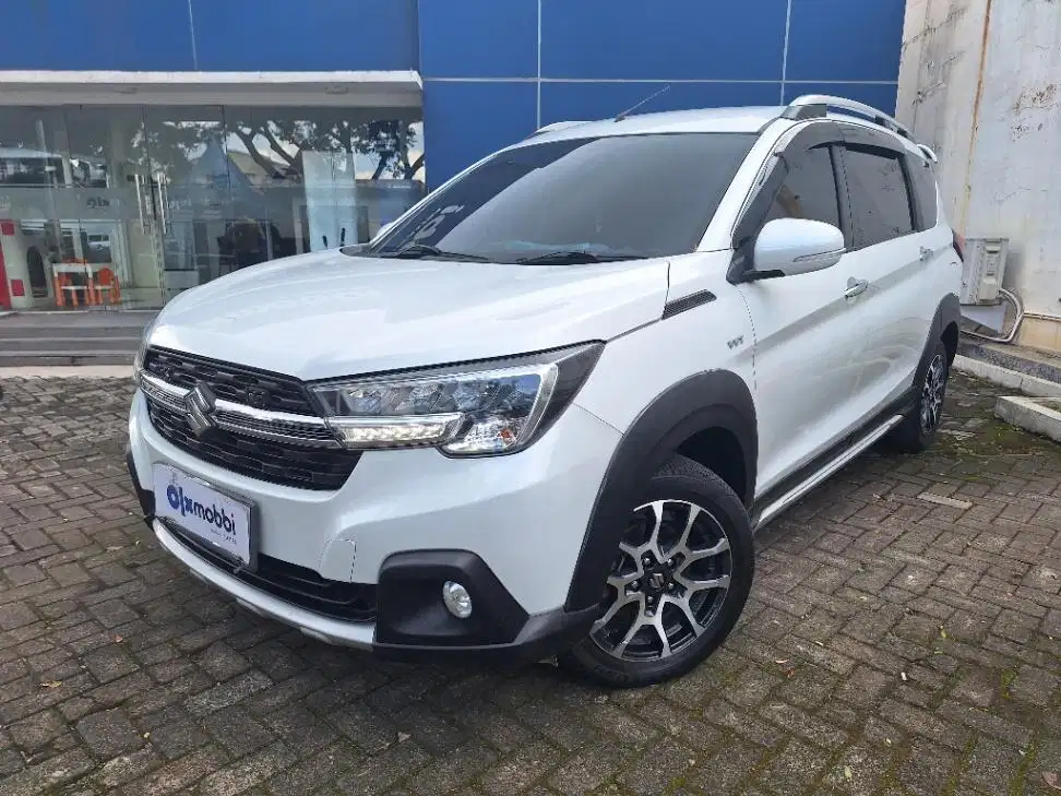 DP Murah Suzuki XL7  1.5 Alpha Bensin-AT 2020