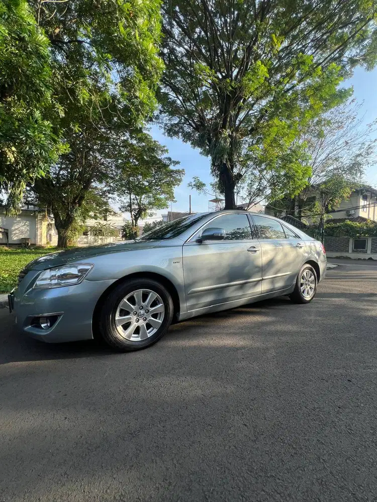 DIJUAL CAMRY ABU-ABU 2009