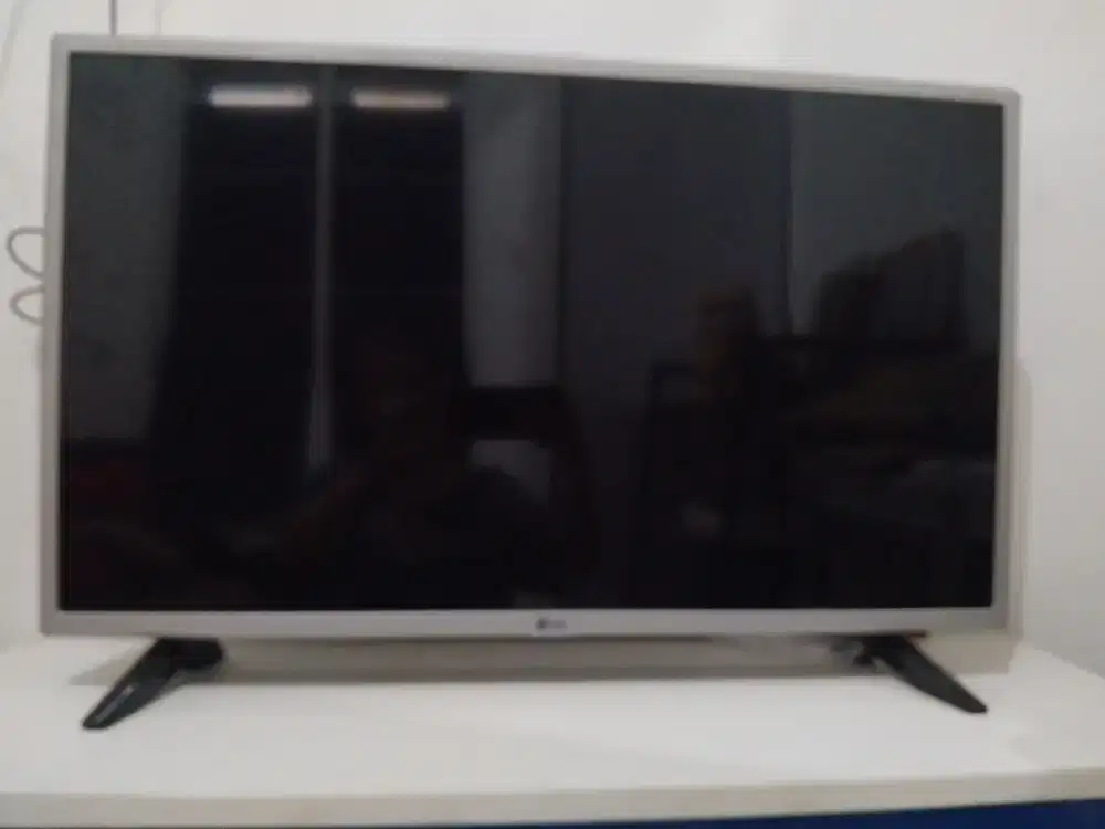 Di jual TV 32 inc LG