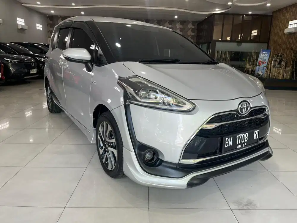 Sienta 1.5 Q AT 2017